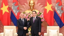 លោកប្រធានរដ្ឋសភា Tran Thanh Man ទទួលជួបព្រះរាជសវនាការ​ ព្រះករុណា ព្រះបាទសម្តេចព្រះបរមនាថ នរោត្តម សីហមុនី