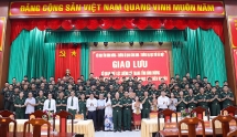 ខេត្ត Binh Duong៖ កម្មវិធីជួបប្រាស្រ័យនាយទាហានវ័យក្មេងនៃកងកម្លាំងប្រដាប់អាវុធវៀតណាម ជាមួយនិស្សិតឡាវនិងកម្ពុជាដែលកំពុងសិក្សានៅតំបន់