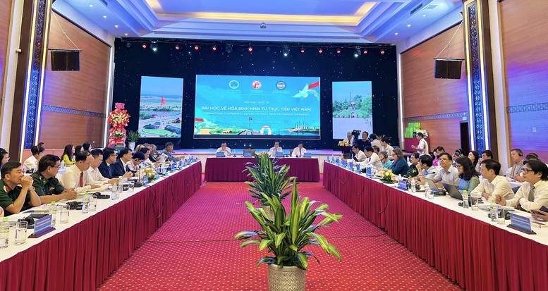 សិក្ខាសាលាអន្តរជាតិ “មេរៀនសន្តិភាព មើលឃើញពីការអនុវត្តរបស់វៀតណាម”៖ ផ្សព្វផ្សាយសារ និងតម្លៃនៃសន្តិភាព សិក្ខាសាលាអន្តរជាតិ “មេរៀនសន្តិភាព មើលឃើញពីការអនុវត្តរបស់វៀតណាម”៖ ផ្សព្វផ្សាយសារ និងតម្លៃនៃសន្តិភាព