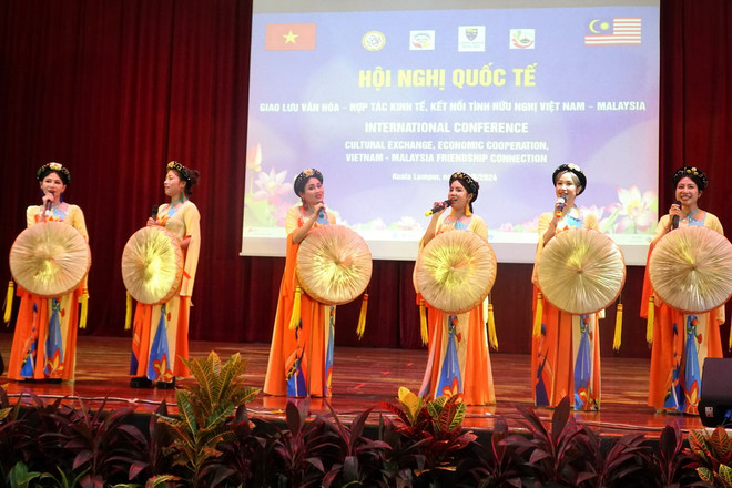 រាត្រីជួបប្រាស្រ័យវប្បធម៌ពិសេសតភ្ជាប់មិត្តភាពវៀតណាម-ម៉ាឡេស៊ី
