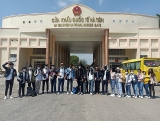 ກຽນ​ຢາງ: ໄດ້​ຈັດ​ຕັ້ງ​​ພາ​ນັກ​ສຶກ​ສາ​ກຳ​ປູ​ເຈຍ​ກັບ​ປະເທດເນື່ອງ​ໃນ​ວັນ​ບຸນ​ເຕັດ