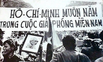 ບັນດາຮູບພາບທີ່ບໍ່ອາດລືມໄດ້ໃນວັນປົດປ່ອຍພາກໃຕ້ ຫວຽດນາມ ວັນທີ 30/4/1975