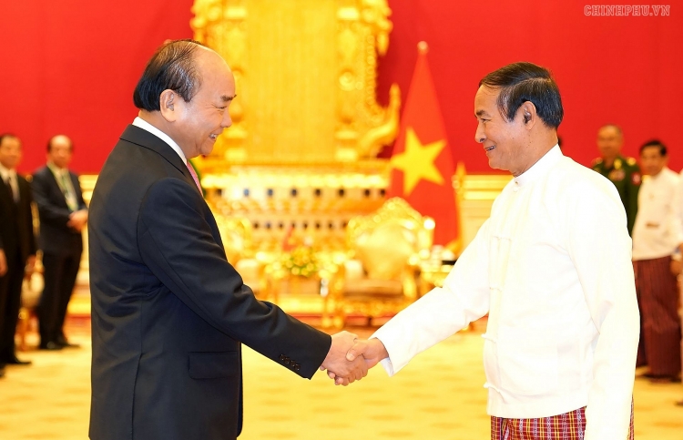 ຫວຽດນາມ ມຽນມາ ຄ ຮ ວມມ ທ ໄວ ເນ ອເຊ ອໃຈມ ງໄປສ ອະນາຄ ດ
