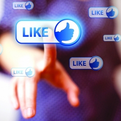 facebook nhan an phat 5 ty usd vi de lo thong tin khach hang