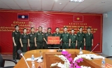 ຮອງລ ດຖະມ ນຕ ກະຊວງປ ອງກ ນປະເທດລາວ ຕ ອນຮ ບການເຂ າຢ ຽມຂ ຳນ ບຂອງຜ ຊ ວຍທ ດຝ າຍທະຫານອາກາດໄທ