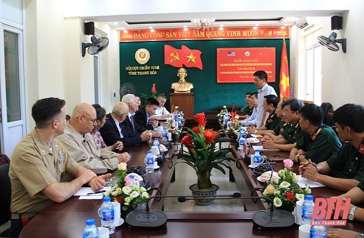 ສະມາຄົມນັກຮົບເກົ່າສະຫະລັດອາເມລິກາສະເໜີ ໃຫ້ມີການຮ່ວມມື, ຮໍາບາດແຜສົງຄາມ ຢູ່ ແທງຮວາ ສະມາຄ ມນ ກຮ ບເກ າສະຫະລ ດອາເມລ ກາສະເໜ ໃຫ ມ ການຮ ວມມ ຮ າບາດແຜສ ງຄາມ ຢ ແທງຮວາ