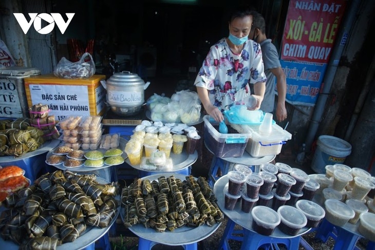 ຊາວຮ່າໂນ້ຍກະກຽມວັນບຸນດວານເງາະ ຊາວຮ່າໂນ້ຍກະກຽມວັນບຸນດວານເງາະ
