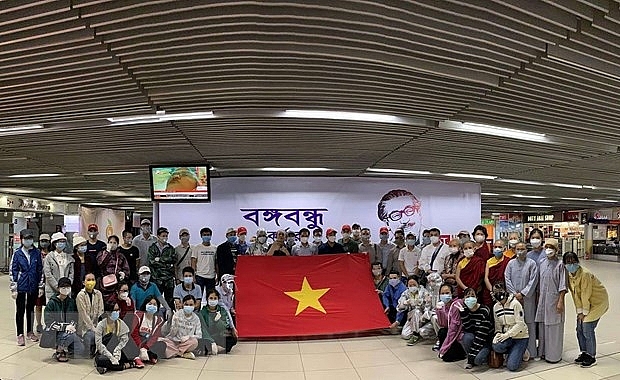 ນຳສ ງພ ນລະເມ ອງ ຫວຽດນາມ 200 ຄ ນ ຈາກສ ລ ງກາ ແລະ ບ ງກະລາເທດ ກ ບຄ ນປະເທດ ຢ າງປອດໄພ