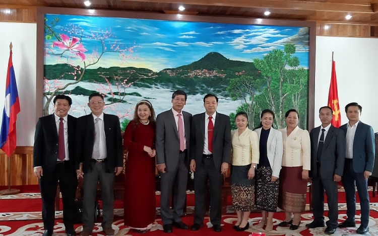ຊ ກຍ ຮ ວມມ ລະຫວ າງບາງທ ອງຖ ນຂອງຫວຽດນາມ ກ ບບ ນດາແຂວງພາກເໜ ອຂອງລາວ