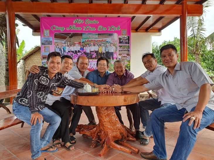ສະມາຄົມທ່ອງທ່ຽວດົ່ງທາບ - ນຳຜະລິດຕະພັນທ່ອງທ່ຽວ ໄປເຖິງແຂກທ່ອງທ່ຽວ ສະມາຄົມທ່ອງທ່ຽວດົ່ງທາບ - ນຳຜະລິດຕະພັນທ່ອງທ່ຽວ ໄປເຖິງແຂກທ່ອງທ່ຽວ