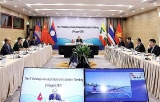 ຄະນະພ ວພ ນຕ າງປະເທດສະຫລ ບການເຄ ອນໄຫວວຽກງານ 5 ປ