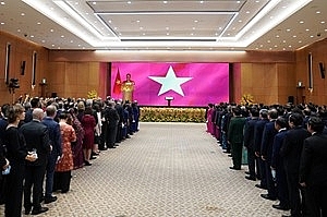 ນາຍ ກລ ດຖະມ ນຕ ຫວຽດນາມ ໄດ ເປ ນປະທານພ ທ ສະເຫ ມສະຫ ອງ 75 ປ ແຫ ງວ ນສະຖາປະນາປະເທດສາທາລະນະລ ດສ ງຄ ມນ ຍ ມຫວຽດນາມ