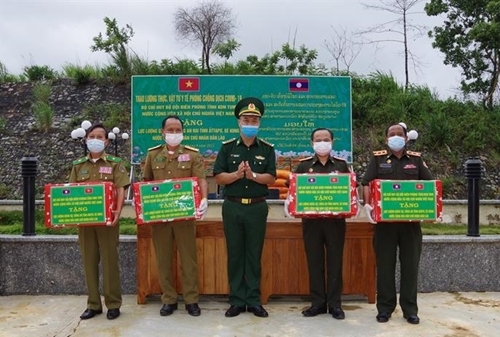 ບັນຍາກາດທີ່ພິທີມອບ-ຮັບ. ພາບ: ວັນລີ