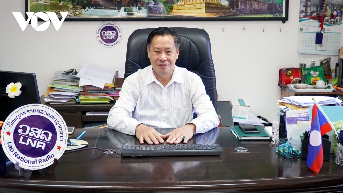ບົດຂຽນຂອງທ່ານເລຂາທິການໃຫຍ່ຫງວຽນຝຸຈ້ອງ ແມ່ນບົດຮຽນອັນລ້ຳຄ່າ, ​ມີຈຸດພິເສດສະເພາະຂອງ ຫວຽດນາມ