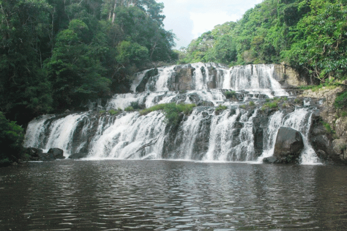 ນ້ຳຕົກຕາດ ກອນບົງ ສວຍງາມຈັບໃຈ