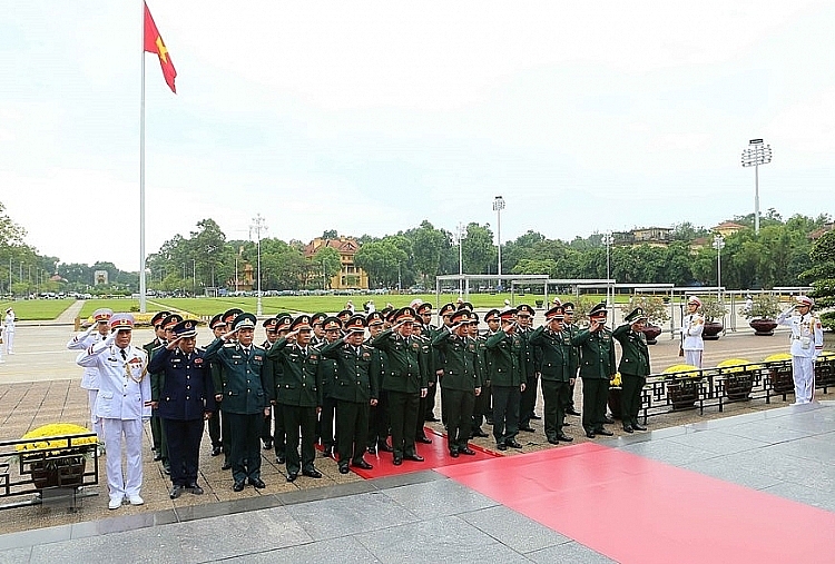 ການນຳພ ກ ລ ດໄດ ເຂ າຂ ຳນ ບສ ສານປະທານໂຮ ຈ ມ ນເນ ອງໃນໂອກາດ 75 ປ ແຫ ງວ ນຊາດຫວຽດນາມ ທ 2 ກ ນຍາ
