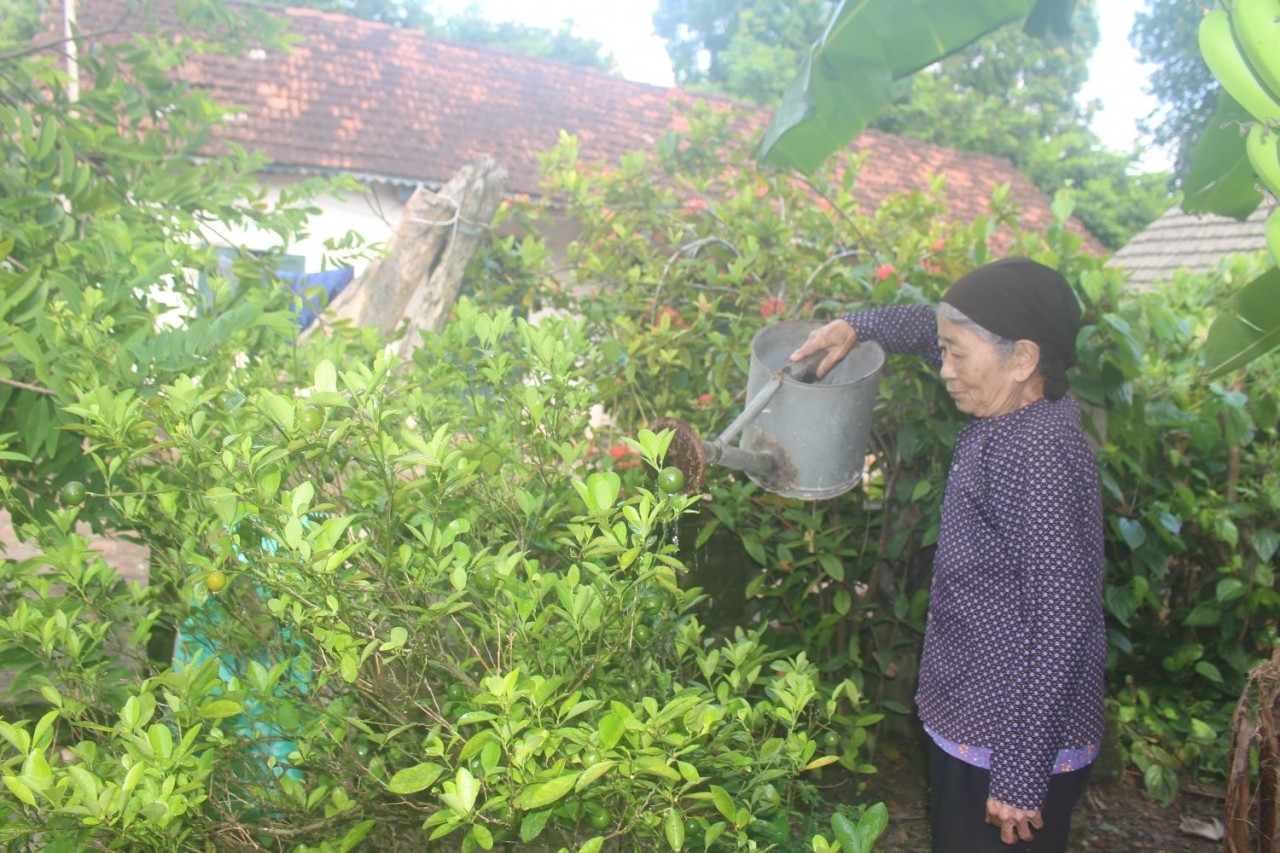 ທ້າວນ້ອຍຄົນລາວໃນຄອບຄົວຫວຽດ
