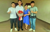 ພໍ່ແມ່ຮັກຂອງນັກສຶກສາລາວ: ບໍ່ຮ່ວມສາຍເລືອດດຽວກັນ ແຕ່ຄືກັບເລືອດເນື້ອເຊື້ອໄຂດຽວກັນ