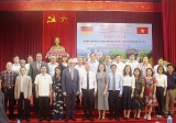 ຫ ນການພ ວພ ນຕ າງປະເທດເປ ນຫ າຍຮ ບຫ າຍແບບ ແລະຫ າຍຝ າຍຢ າງຄ ບຖ ວນ