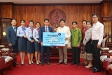 ຫວຽດນາມ ໄດ ມອບຜ າບ ງປາກຈຳນວນ 30 000 ແຜ ນ ເພ ອສະໜ ບສະໜ ນ ປະເທດລາວ ປ ອງກ ນ ແລະ ຕ ານ covid 19