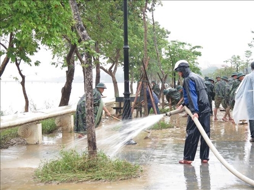 ອາຊຽນ ໜ ນຊ ວຍແຂວງເທ ອທຽນ ເຫວ ແລະກວ າງຈ ແກ ໄຂຜ ນຮ າຍຢ ອນຫ ງຈາກໄພທ າມະຊາດ