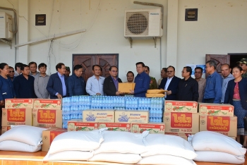 ນາຍົກລັດຖະມົນຕີ ໃຫ້ທິດຊີ້ນຳ ໃນການແກ້ໄຂ ແລະ ຟື້ນຟູຊີວິດການເປັນຢູ່ຂອງປະຊາຊົນ ທີ່ໄດ້ຮັບຜົນກະທົບຈາກໄພພິບັດນໍ້າຖ້ວມ
