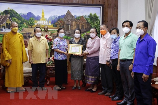 ຄູບາ, ສຳມະເນນ ແລະ ພຸດທະສາສະນິກກະຊົນ ຫວຽດນາມ ອາໄສ ຢູ່ ລາວ ຮ່ວມແຮງຮ່ວມໃຈພ້ອມກັບປະຊາຊົນ ລາວ ຕ້ານໂລກລະບາດ ຄູບາ, ສຳມະເນນ ແລະ ພຸດທະສາສະນິກກະຊົນ ຫວຽດນາມ ອາໄສ ຢູ່ ລາວ ຮ່ວມແຮງຮ່ວມໃຈພ້ອມກັບປະຊາຊົນ ລາວ ຕ້ານໂລກລະບາດ
