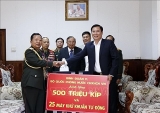 ກະຊວງປ ອງກ ນປະເທດຫວຽດນາມ ໄດ ຈ ດຕ ງພ ທ ມອບຂ ຕ ກລ ງໃຫ ນາຍທະຫານຫວຽດນາມ ໄປປະຕ ບ ດໜ າທ ຢ ສຳນ ກງານ ສປຊ