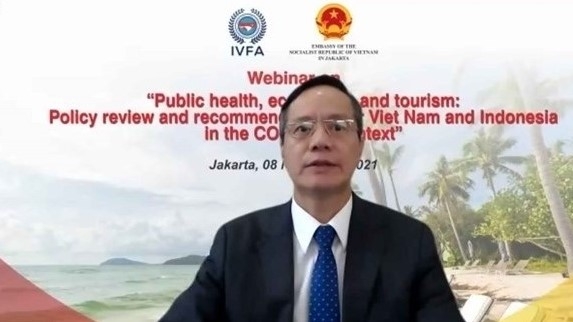 ຫວຽດ​ນາມ, ອິນ​ໂດ​ເນ​ເຊຍແລກ​ປ່ຽນ​ການ​ຮ່ວມ​ມື​ດ້ານ​ສາ​ທາ​ລະ​ນະ​ສຸກ, ເສດ​ຖະ​ກິດແລະການ​ທ່ອງ​ທ່ຽວ