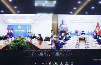 ເພີ່ມທະວີການແບ່ງປັນກ່ຽວກັບວຽກງານຂົນຂວາຍປະຊາຊົນລະຫວ່າງຫວຽດນາມ ແລະກຳປູເຈຍ