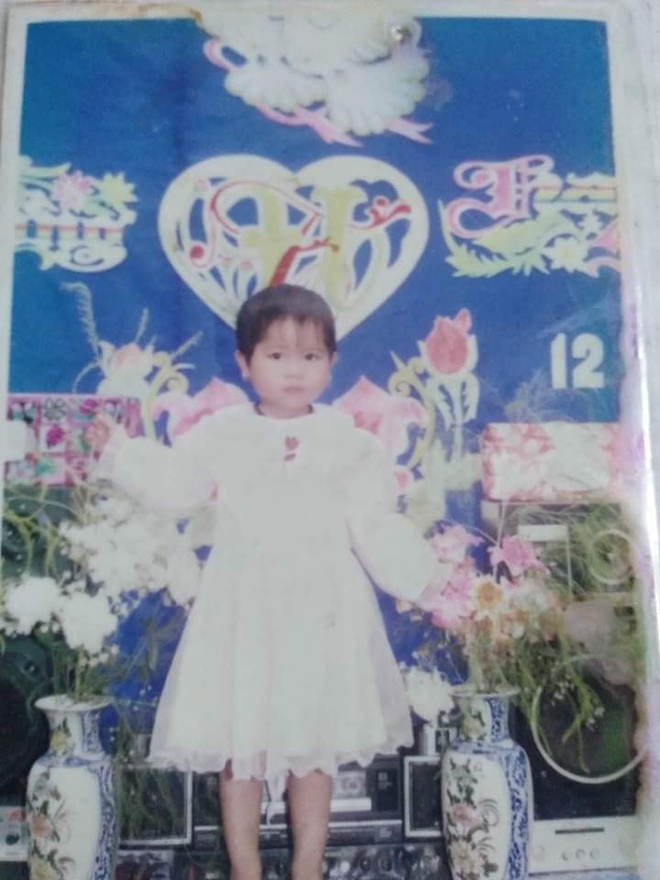 Trào lưu khoe "bộ quần áo gia truyền" - kỷ vật được gìn giữ qua nhiều thế hệ trao luu khoe bo quan ao gia truyen ky vat duoc gin giu qua nhieu the he