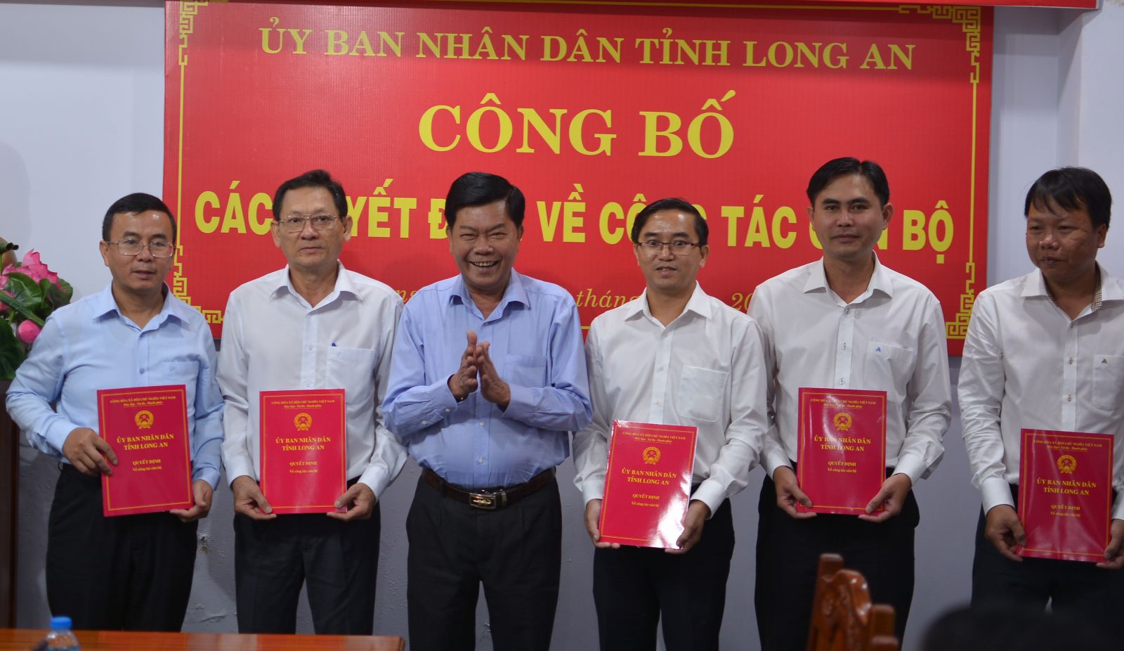 dieu dong bo nhiem nhan su 5 tinh