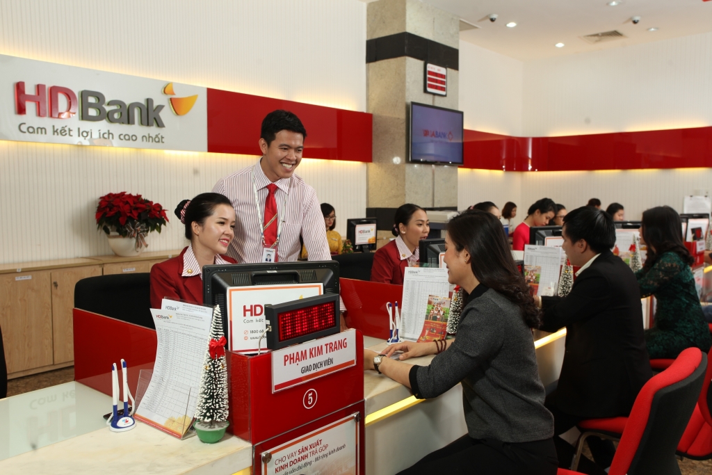 HDBank dành 5.000 tỷ đồng tài trợ chuỗi kinh doanh xăng dầu của Petrolimex và PVOIL hdbank danh 5000 ty dong tai tro chuoi kinh doanh xang dau cua petrolimex va pvoil