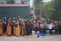nam thanh nien phong exciter dam chet 2 nguoi di bo dung vach ke duong