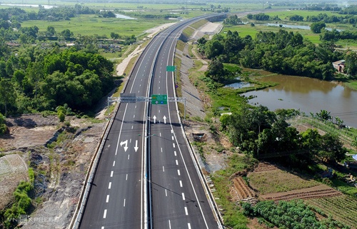 Dự án Cao tốc Bắc-Nam: Mới chỉ có các nhà đầu tư Trung Quốc quan tâm Dự án Cao tốc Bắc-Nam: Mới chỉ có các nhà đầu tư Trung Quốc quan tâm