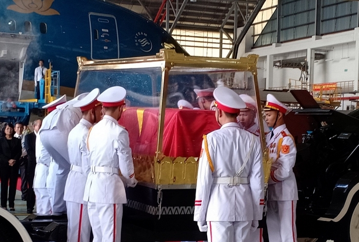 Quốc tang Nguyên Chủ tịch nước Lê Đức Anh quoc tang nguyen chu tich nuoc le duc anh