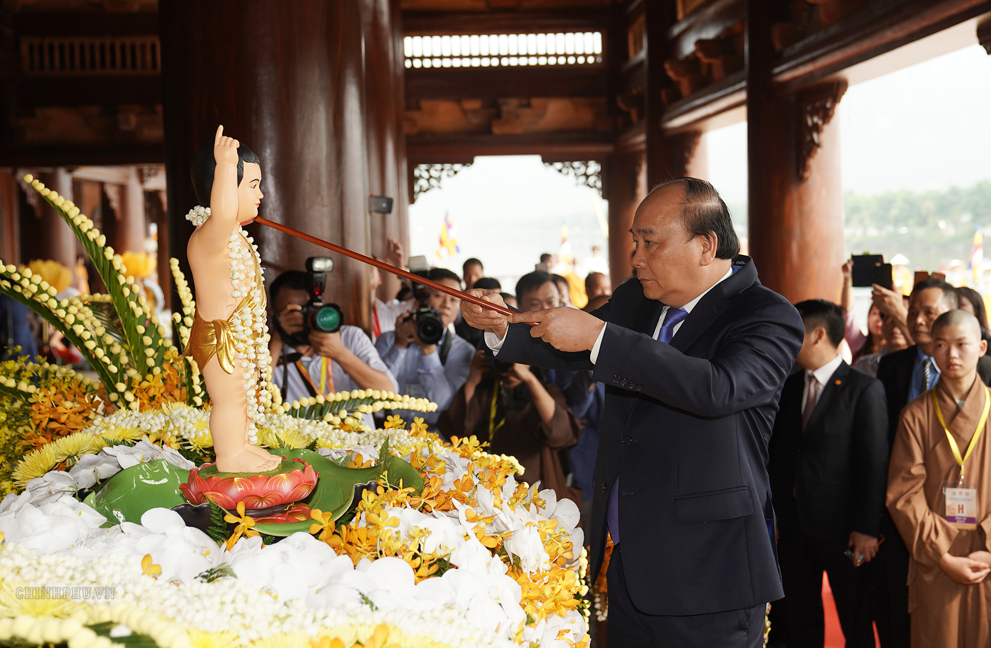 Thủ tướng Nguyễn Xuân Phúc: Đại lễ Vesak đã vượt trên một lễ hội văn hóa tôn giáo thông thường Thủ tướng Nguyễn Xuân Phúc: Đại lễ Vesak đã vượt trên một lễ hội văn hóa tôn giáo thông thường