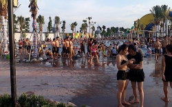 vu 3 anh em duoi nuoc thuong tam o song kinh thay 2 vo chong hiem muon mai moi sinh duoc cau con trai