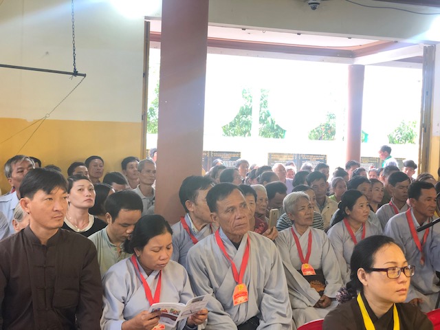 Hơn 300 phật tử tham gia diễn đàn về đạo Phật Thiền Tông tại chùa Thiền Tông Tân Diệu - Long An hon 300 phat tu tham gia dien dan ve dao phat thien tong tai chua thien tong tan dieu long an