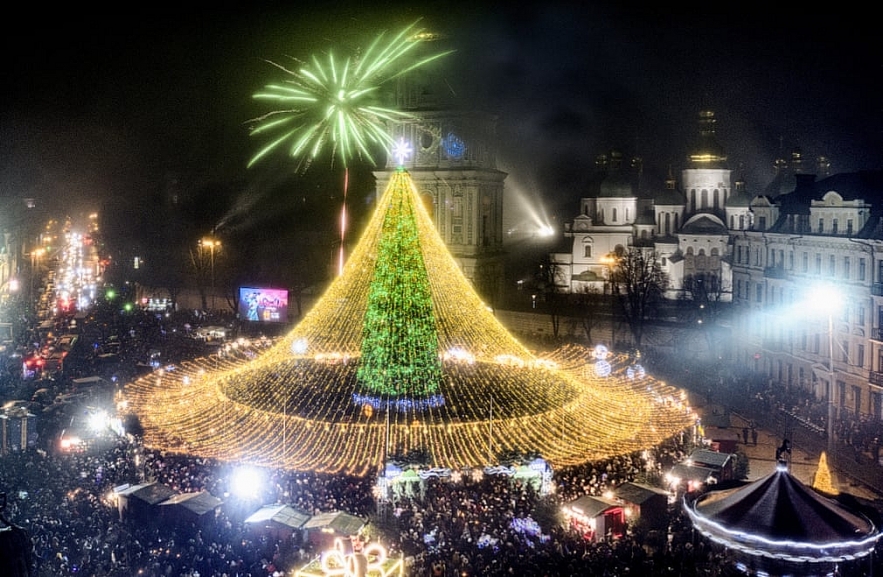New Year's Eve around the world with pandemic controlling muting celebrations - in photos In photos: New Year's Eve around the world with pandemic controlling muting celebrations