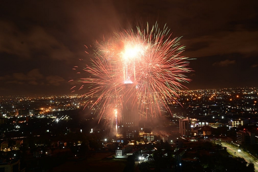 New Year's Eve around the world with pandemic controlling muting celebrations - in photos In photos: New Year's Eve around the world with pandemic controlling muting celebrations