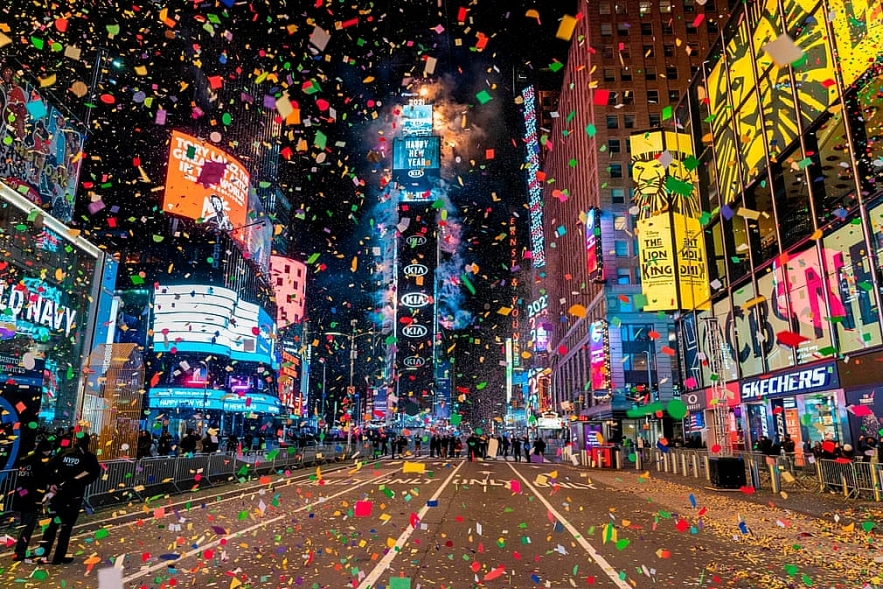 New Year's Eve around the world with pandemic controlling muting celebrations - in photos In photos: New Year's Eve around the world with pandemic controlling muting celebrations