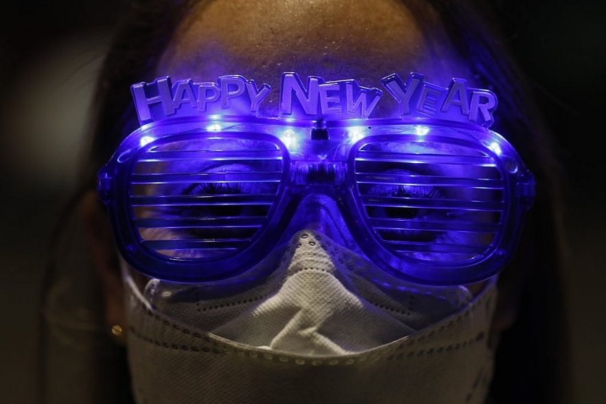 New Year's Eve around the world with pandemic controlling muting celebrations - in photos In photos: New Year's Eve around the world with pandemic controlling muting celebrations