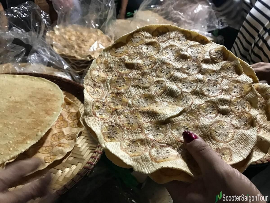 Exploring street food paradise at Sai Gon flower market Exploring street food paradise at Sai Gon flower market