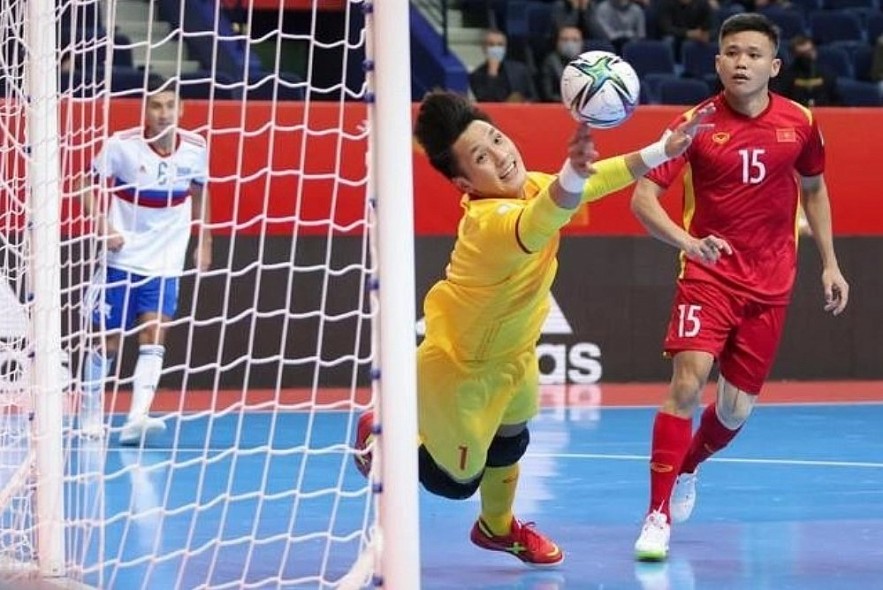 Vietnamese Futsal Star Nominated For World's Best Goalkeeper 2021 Vietnamese Futsal Star Nominated For World's Best Goalkeeper 2021
