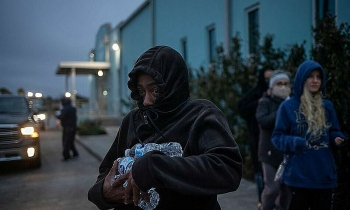 vietnamese in texas struggle for power or water in freezing temperatures
