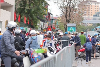 hanois streets be crowded again after a long period of social distancing