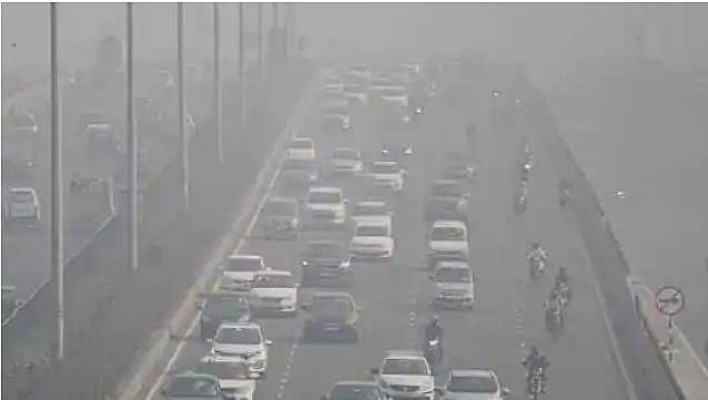 An AQI between 201 and 300 is considered 'poor', 301-400 'very poor' and 401-500 'severe', while an AQI above 500 falls in the 'severe plus' category.(PTI) 1526-india-253
