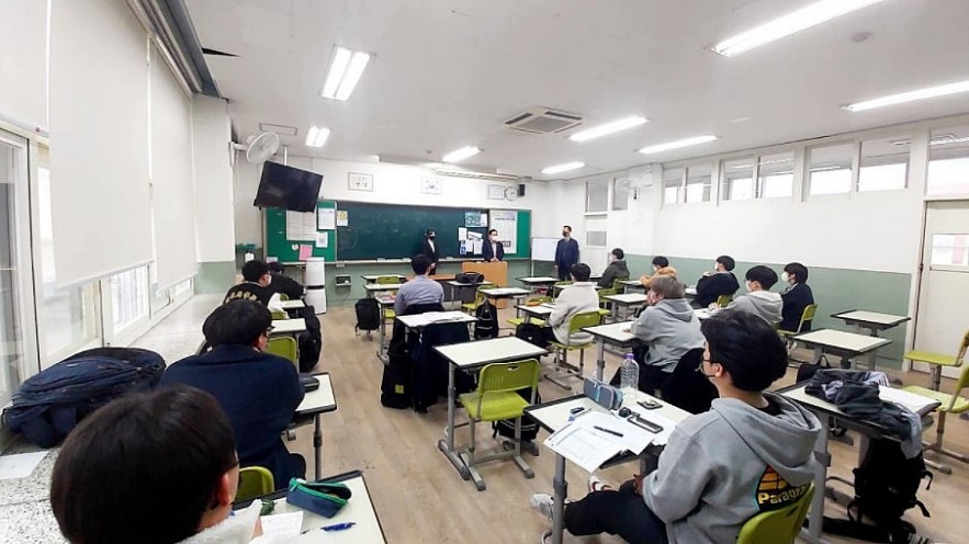 Ly Xuong Can Encourages Korean Students To Learn Vietnamese Ly Xuong Can Encourages Korean Students To Learn Vietnamese