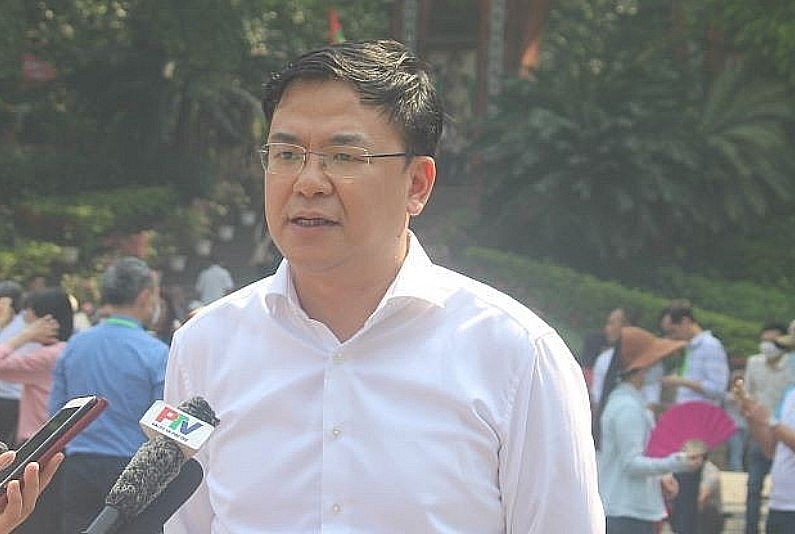 Overseas Vietnamese Respectfully Pay Tribute To The Merits Of Hung Kings Overseas Vietnamese Respectfully Pay Tribute To The Merits Of Hung Kings